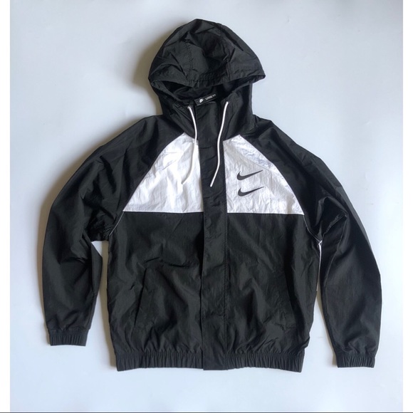 Nike Other - NWT Nike NSW hooded jacket Woven
